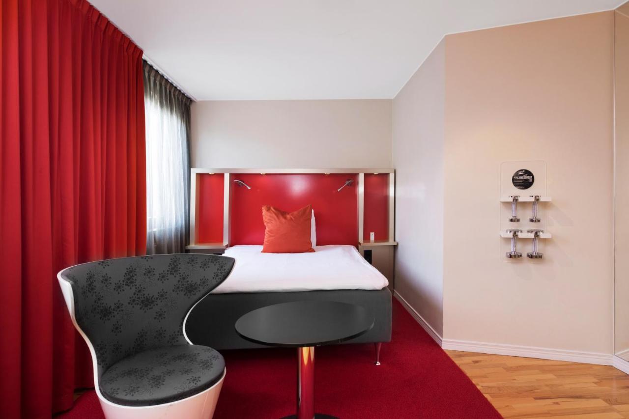 Profilhotels Savoy يونشوبينغ المظهر الخارجي الصورة