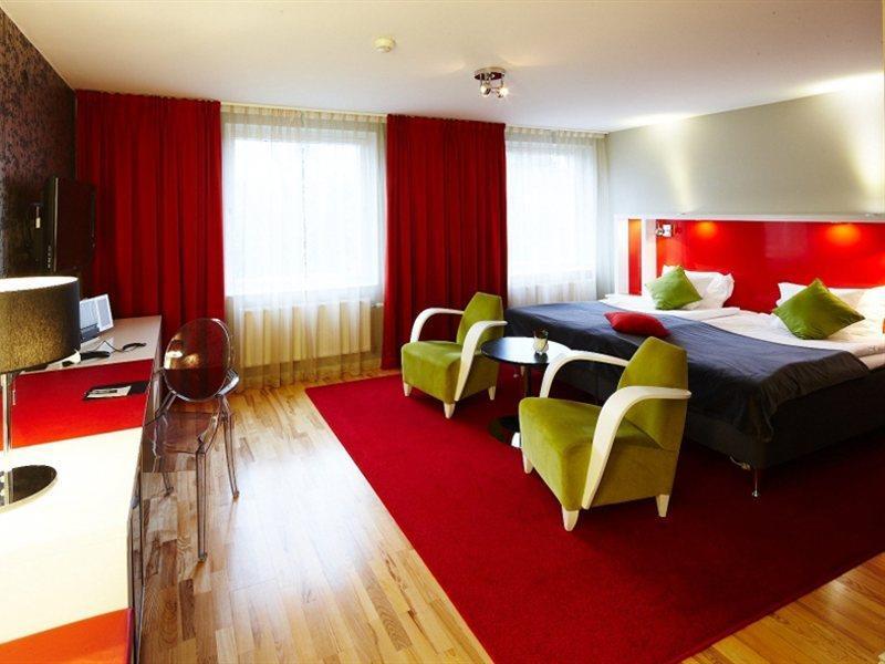 Profilhotels Savoy يونشوبينغ المظهر الخارجي الصورة