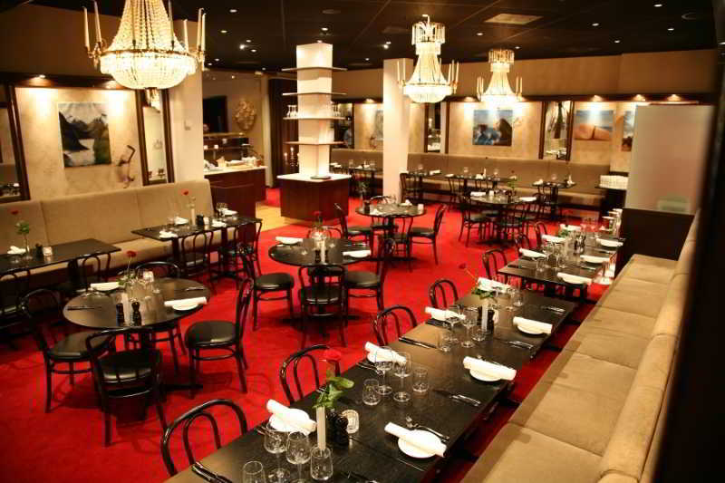 Profilhotels Savoy يونشوبينغ المظهر الخارجي الصورة